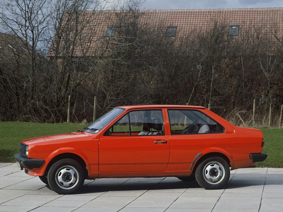  Volkswagen Polo 1982 года  (фото 4 из 5)